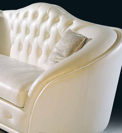 Диван Epoque Dioniso Houte Collection   Egon Furstenberg